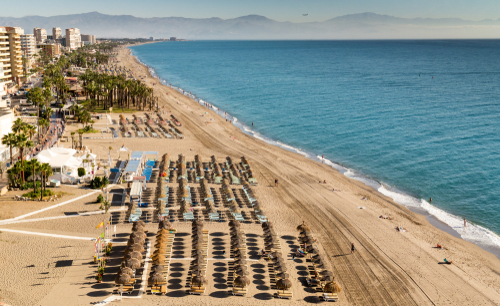Playa y resort en torremolinos
